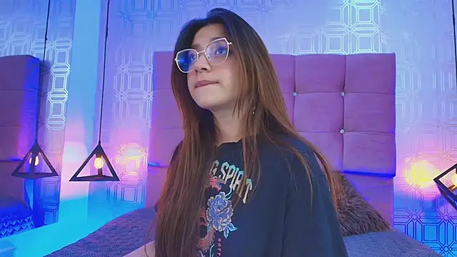 SariNorrisfg's Live XXX Chat