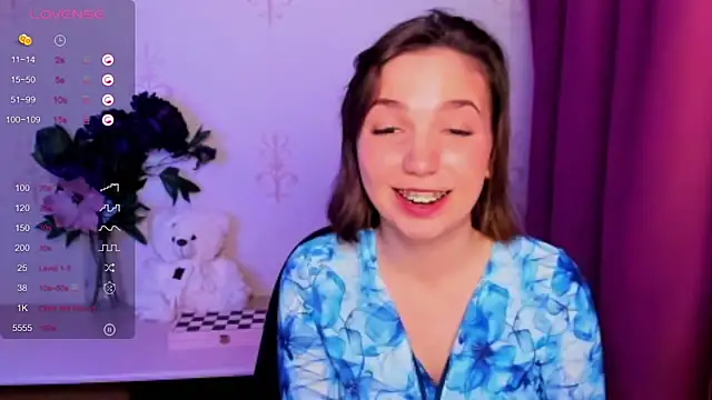 KindHazelHere_'s Live XXX Chat