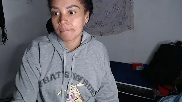 Chat XXX en directo de shayna_cute