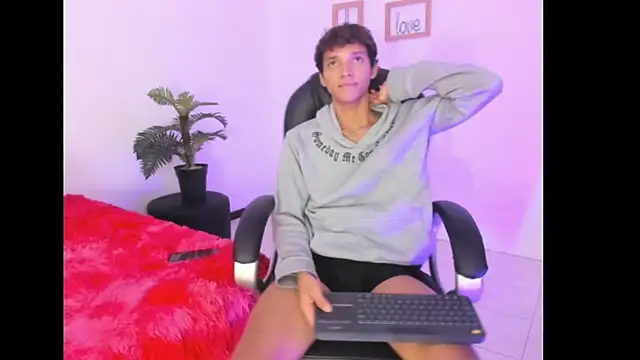 im_ralff's Live XXX Chat