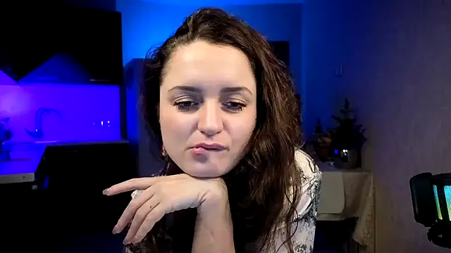 Cerann1 élő XXX-chatje