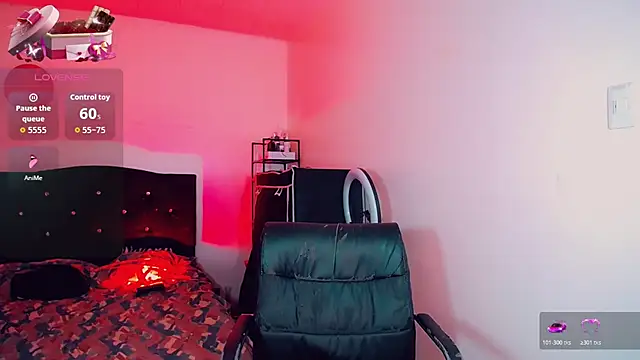 Kendall_hornyy live XXX chat