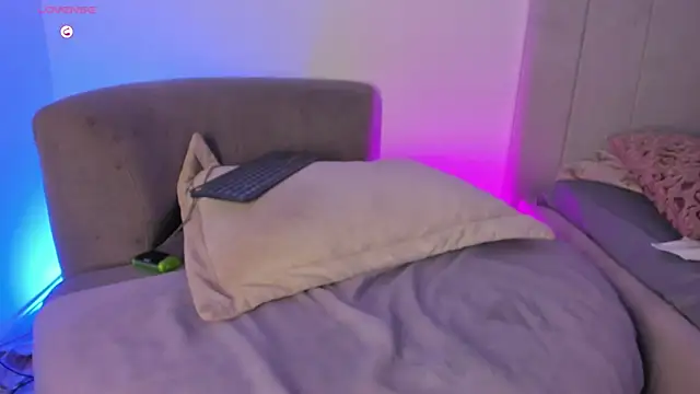 kaylarossi's Live XXX Chat