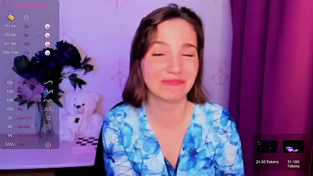 KindHazelHere_'s Live XXX Chat