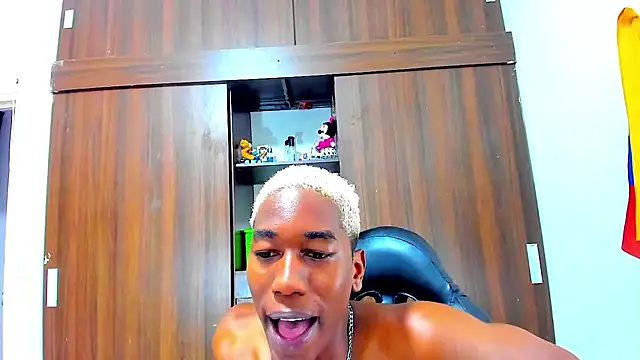 Dreamastercum_'s Webcam Show