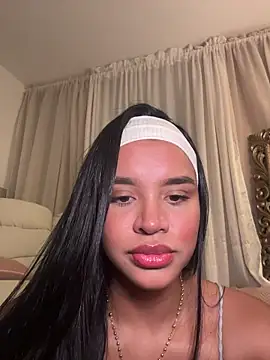 XXX chat uživo modela Tokio_Tokio