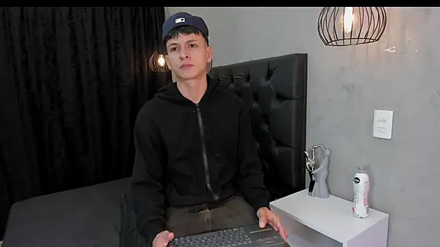 stephane_rouss 即時 XXX 聊天