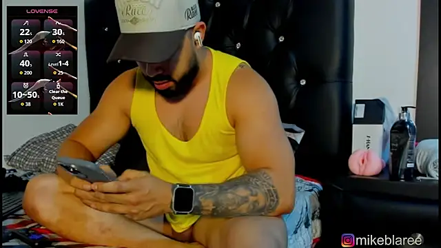 Chatroom XXX en direct de mikeblaree