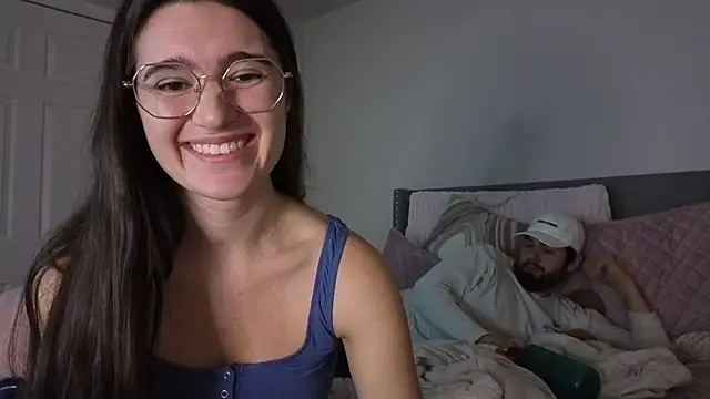 bambifarrina's Webcam Show