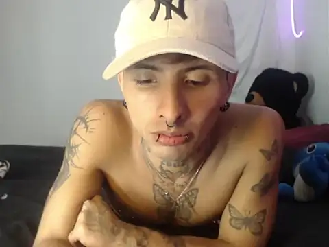 pol_lu Adlı Modelin Canlı XXX Sohbeti