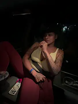 HaloRodeoLover2n Live XXX chat