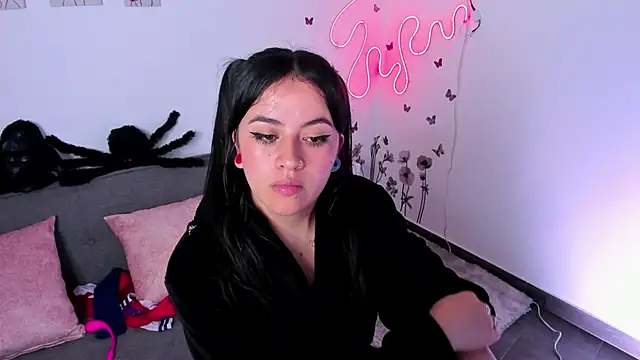 lilielou_'s Live XXX Chat