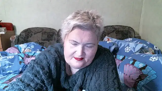 Lana555: онлайн-секс-чат