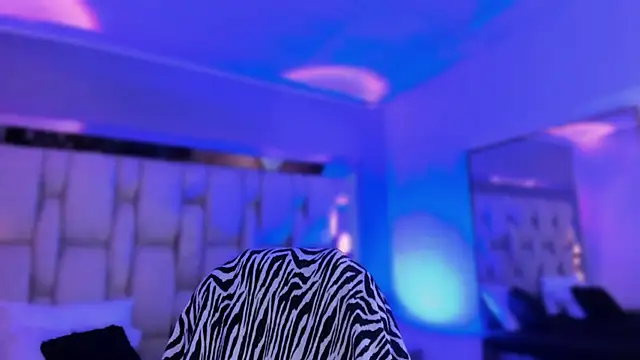 revenmiller_'s Live XXX Chat