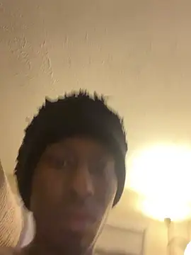 MdotShilong's Webcam Show