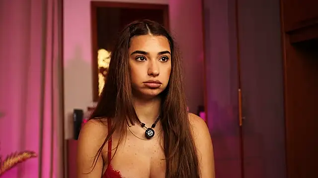 ItalianGirl's Live XXX Chat