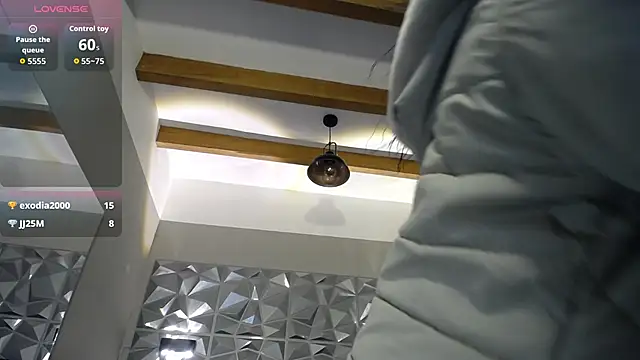 nairobi8's Live XXX Chat