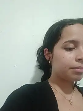 Chat XXX en directo de Emmi_Nowit