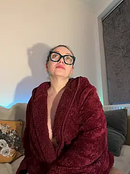 Chat XXX en directo de FemDom_RubyKnightXXO