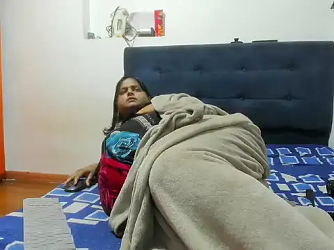 SusanaEshwar: онлайн-секс-чат