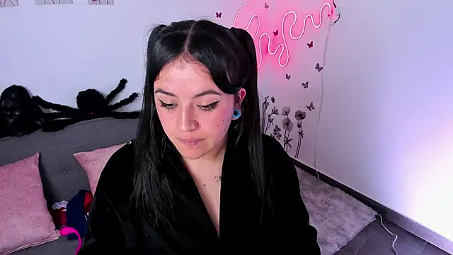 Czat XXX na żywo – lilielou_