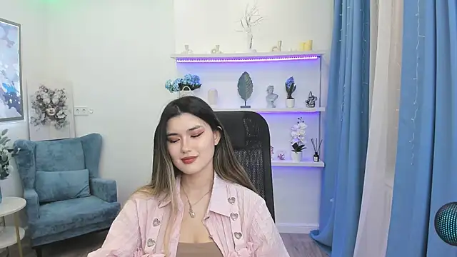 AnneTLi élő XXX-chatje