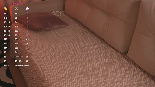 ElvaMell's Live XXX Chat