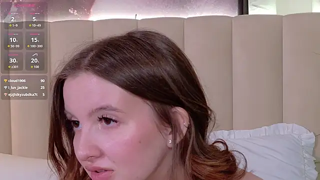 Chat XXX en directo de Layla_Bloom