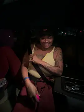 Chat XXX en directo de HaloRodeoLover2