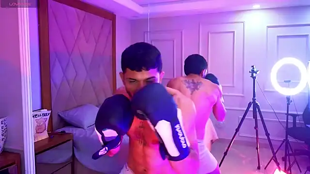 دردشة ArturoCardona_ الجنسية المباشرة