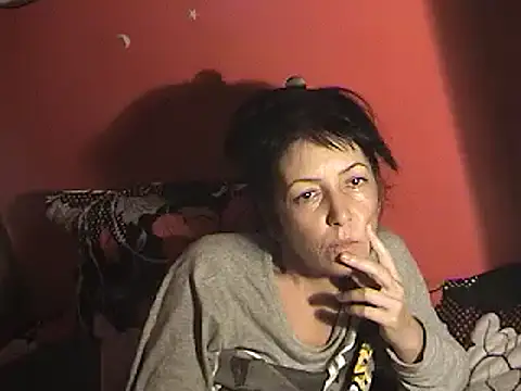 STREHETSのライブXXXチャット