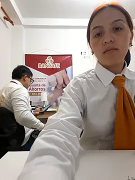 Emily-7_ Live XXX-Chat