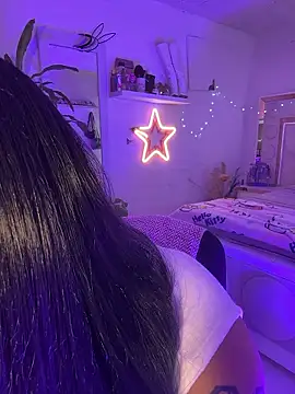 lucianaroy's Live XXX Chat