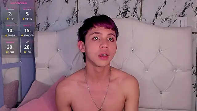 Prince_Apolo's Live XXX Chat