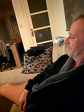 KnownObligation1's Webcam Show