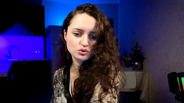 XXX chat uživo modela Cerann1