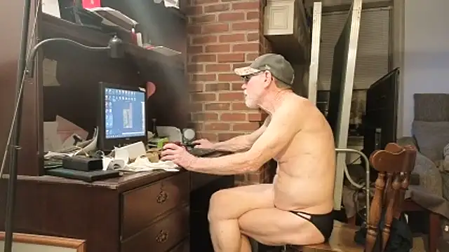 CDforU Adlı Modelin Canlı XXX Sohbeti