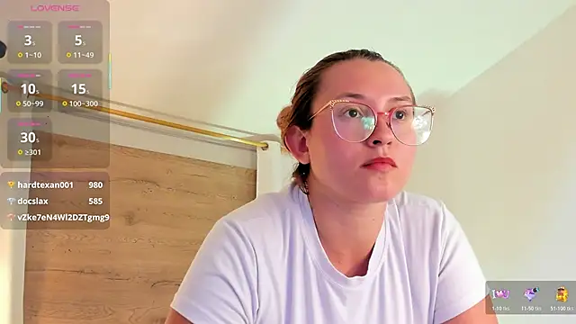 halaaa_1's Live XXX Chat