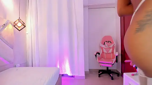 Karla_Meganx 网络视讯表演