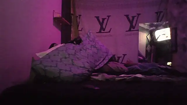 Fukboy88@xh's Live XXX Chat