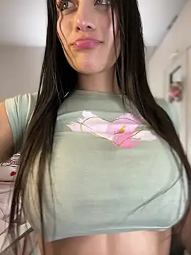 Emmily_19's Live XXX Chat