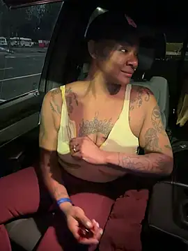 HaloRodeoLover2's Live XXX Chat