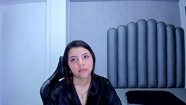 Charlotte-Star's Live XXX Chat