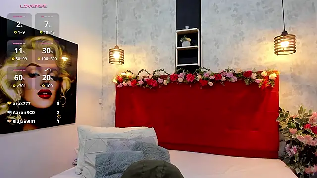 EmillyHarper_ Chat XXX live