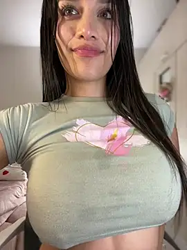 Emmily_19 Live XXX-chat