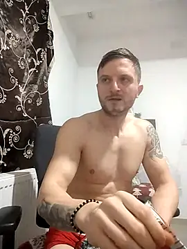 colin_hopex Adlı Modelin Canlı XXX Sohbeti