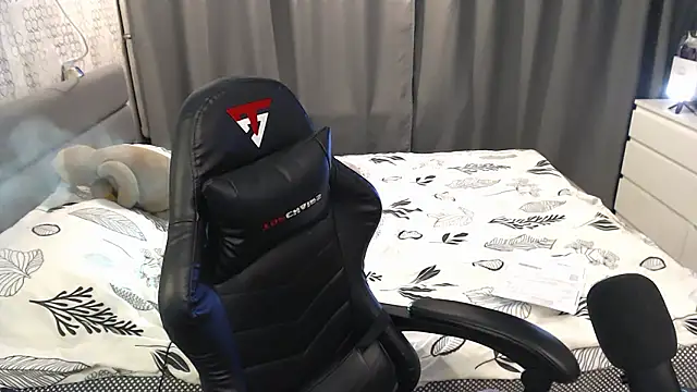 KiraYammy Live XXX-chat