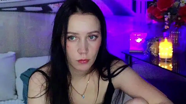 MonicaSweetx Adlı Modelin Canlı XXX Sohbeti