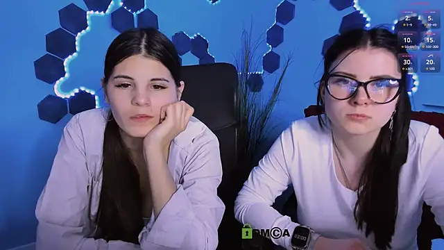 lizzie_boom_ Adlı Modelin Canlı XXX Sohbeti