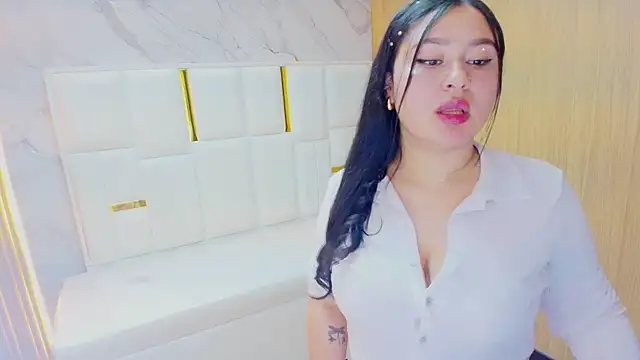 Zarath_tf's Live XXX Chat